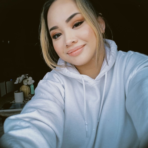 Meet your Posher, Mary - Picture 1 of 1